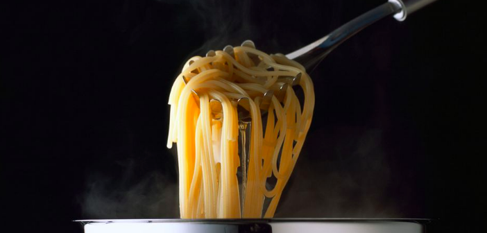 Spagetti Kaşığının Ortasındaki Delik Ne İşe Yarar?