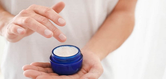 Erkekler İçin Ev Yapımı El Kremi
