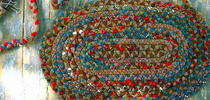 Kumaştan Örgü Kilim Nasıl Yapılır?