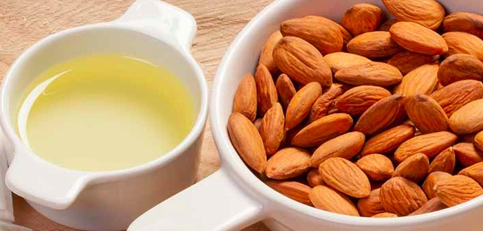 Makyajınızı Temizlemek İçin Badem Yağı Yeter