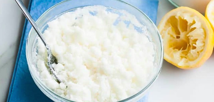 5 Doğal Antibakteriyel Banyo Temizleyicisi