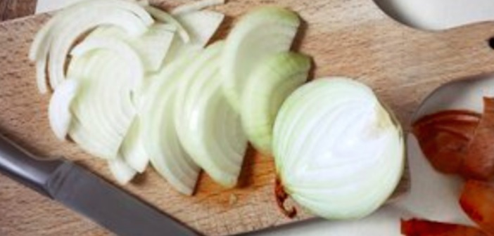 Soğanı Çiğ Kullanacaksanız Tuzlu-Buzlu Suda Bekletin