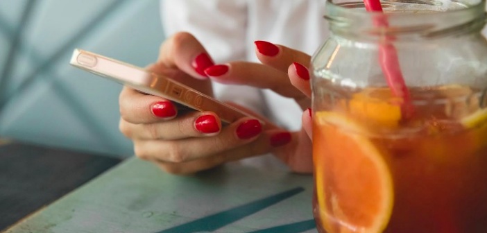 Silinmiş WhatsApp Mesajlarını Okuyabilirsiniz