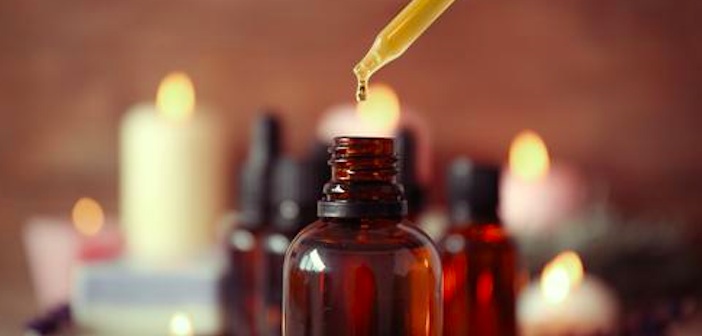 Günlük Kullanım için Aromaterapi Yüz Serumu