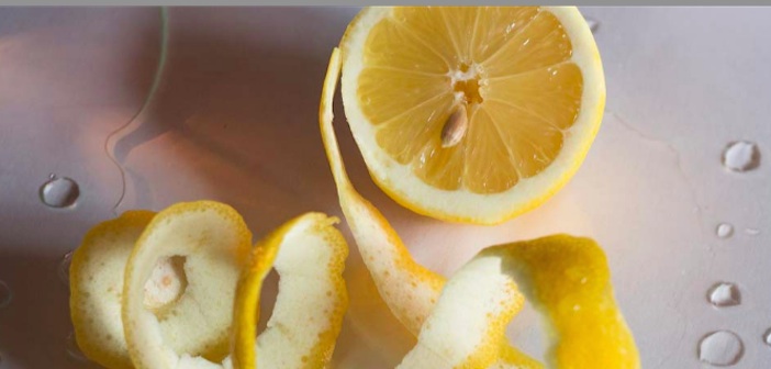Featured image of post Çöpe Asla Atmamanız Gereken 14 Yiyecek Parçası