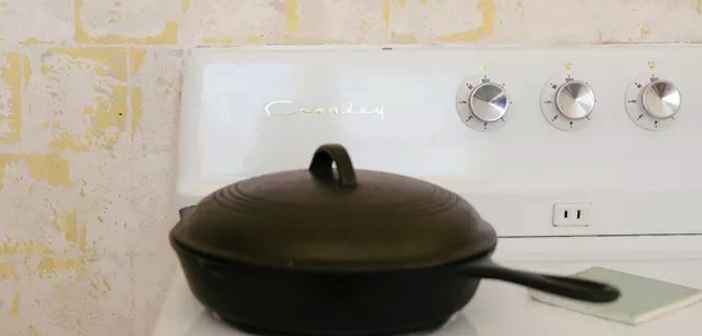 Yemek Kokusunu Evden Çıkarmanın Etkili Çözümleri